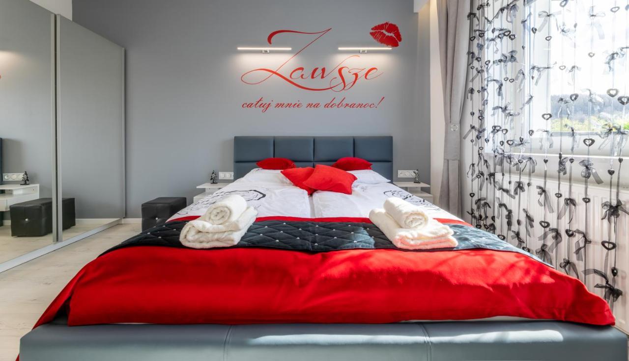 Leo Apartament Delux Ustrzyki Dolne Exterior foto