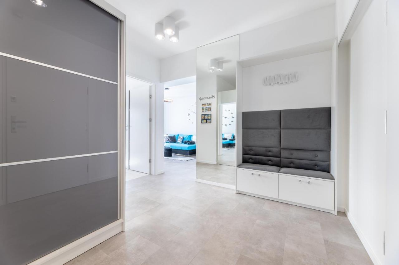 Leo Apartament Delux Ustrzyki Dolne Exterior foto