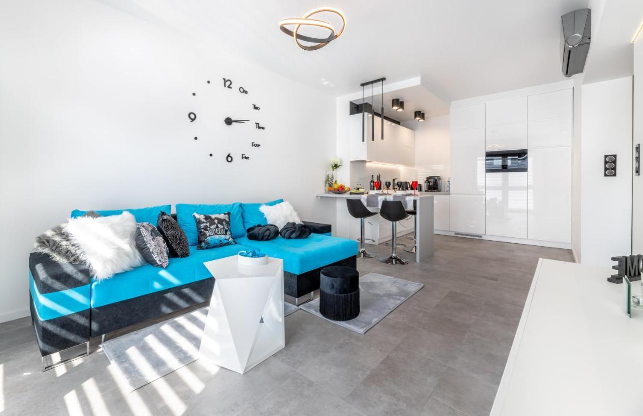 Leo Apartament Delux Ustrzyki Dolne Exterior foto