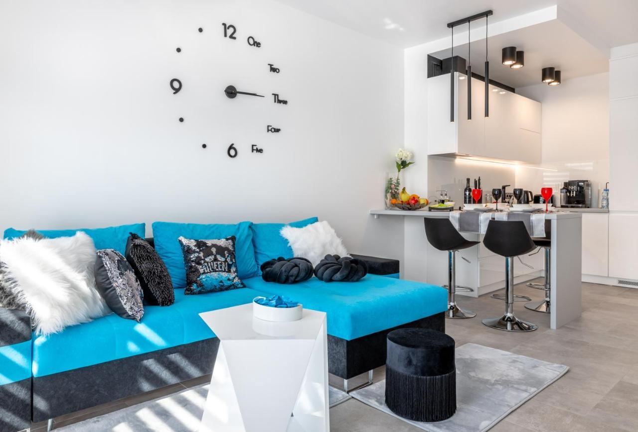 Leo Apartament Delux Ustrzyki Dolne Exterior foto