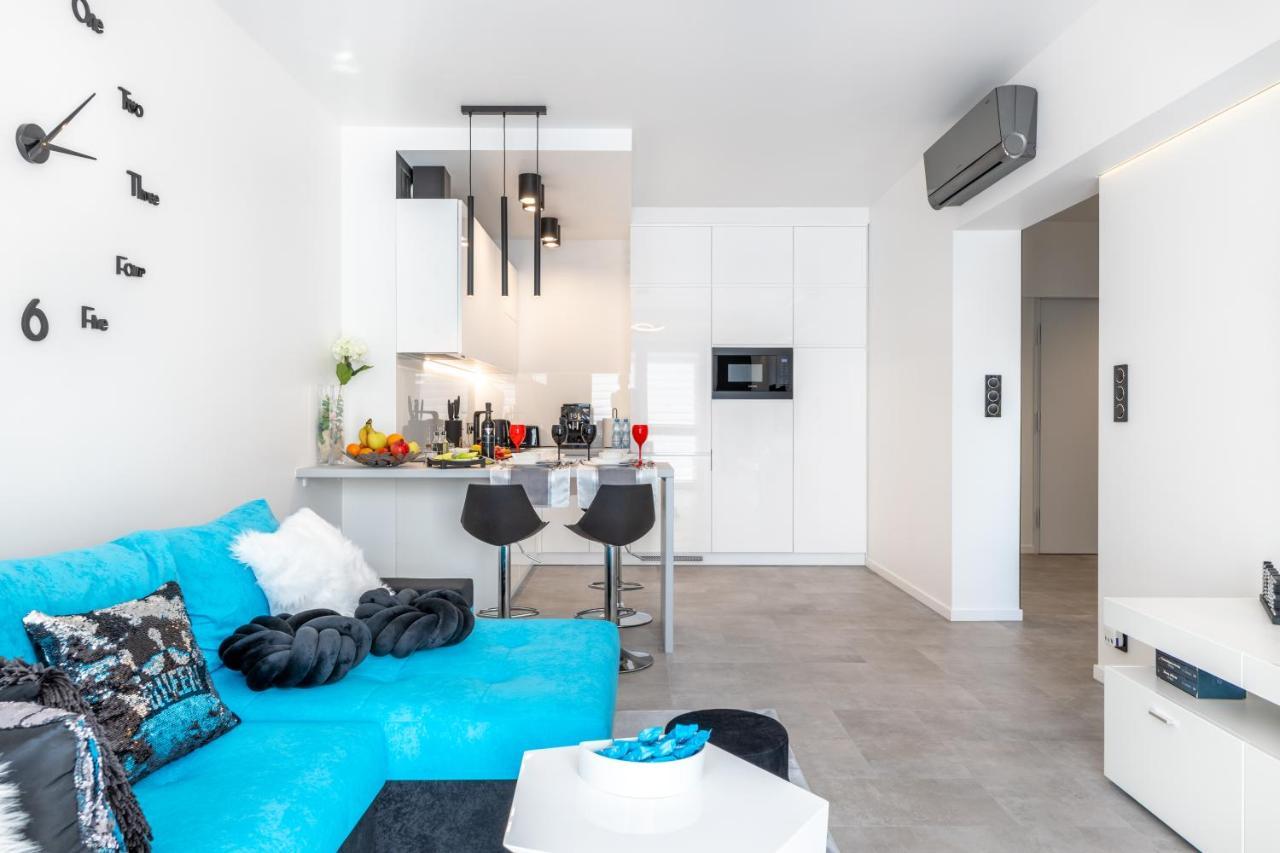 Leo Apartament Delux Ustrzyki Dolne Exterior foto