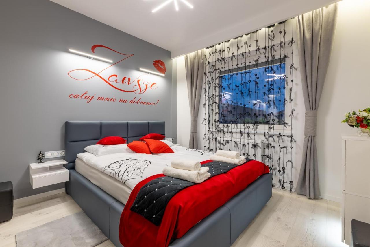 Leo Apartament Delux Ustrzyki Dolne Exterior foto