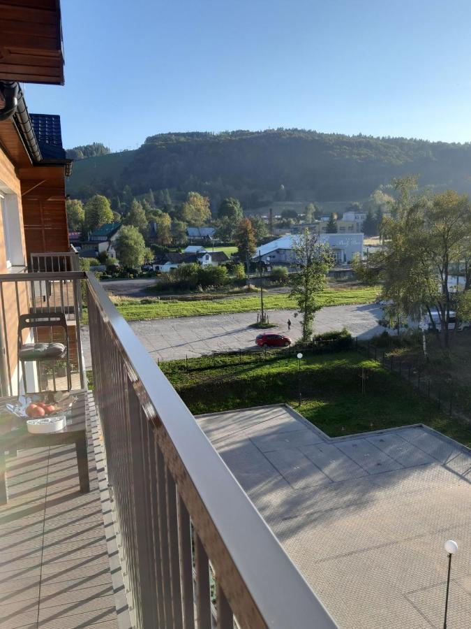Leo Apartament Delux Ustrzyki Dolne Exterior foto